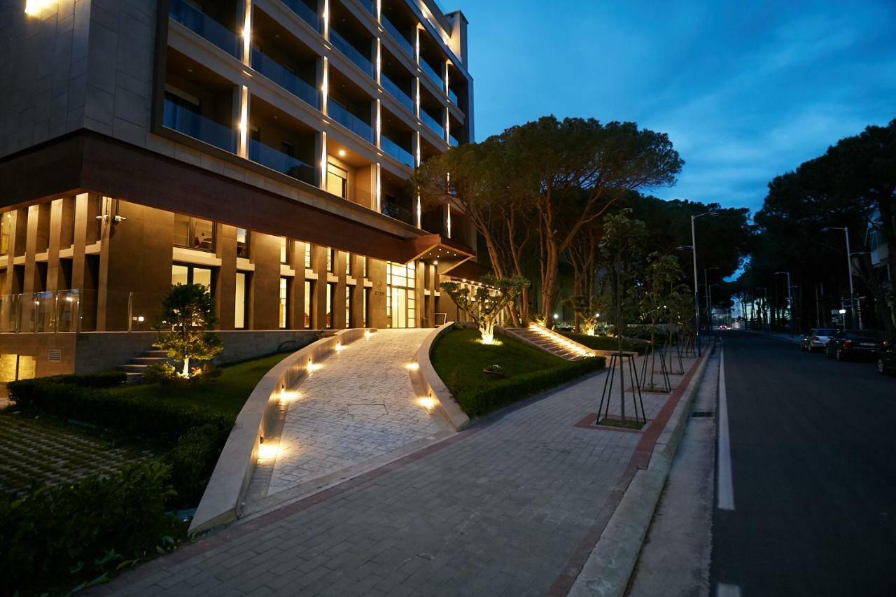 Eter Hotel Golem  Exterior foto