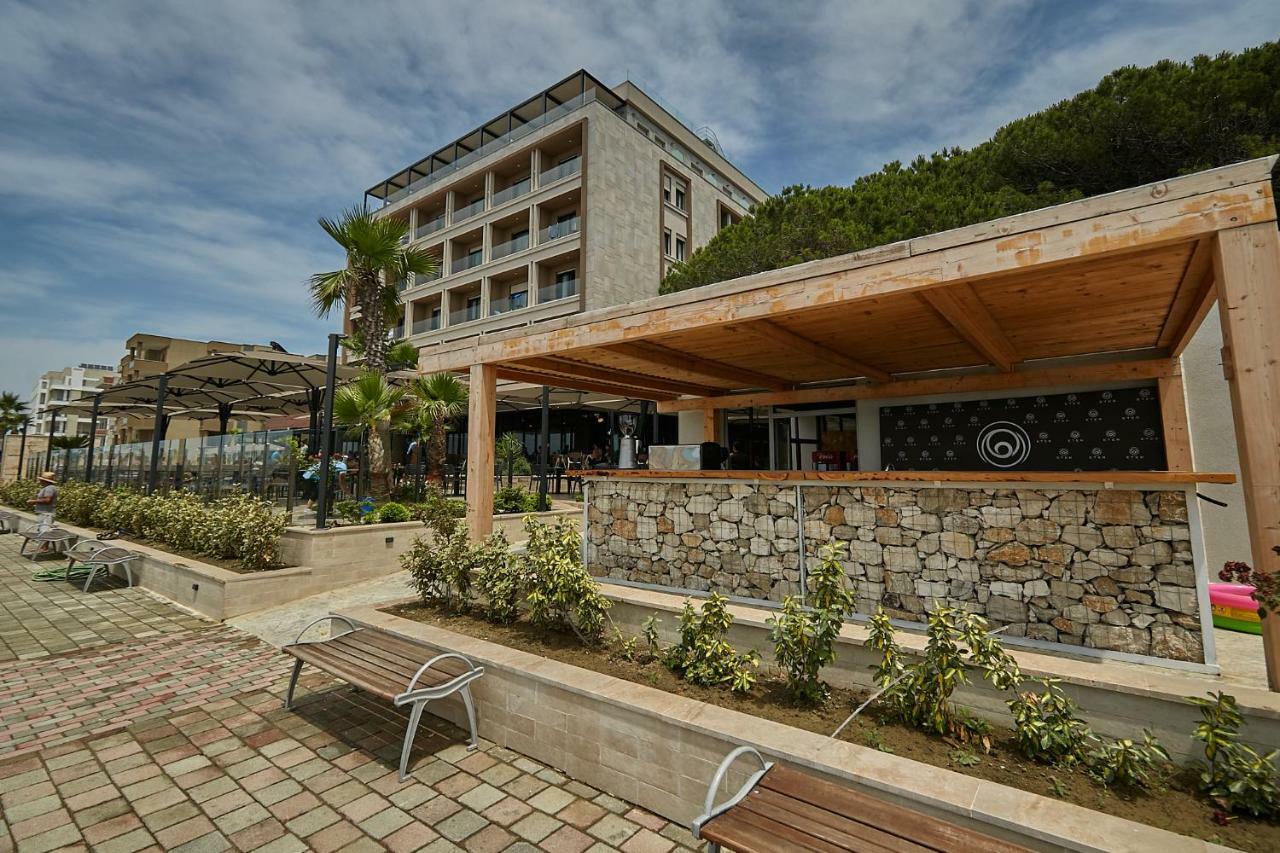 Eter Hotel Golem  Exterior foto